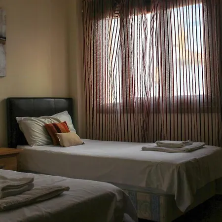 Modern Comfortable Duplex 아파트 아야몬테